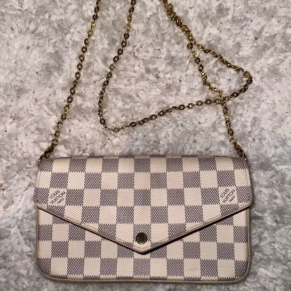 Authentic Pre-loved Louis Vuitton Damier Azur Canvas Felicie
Pochette Bag - Picture 3 of 3